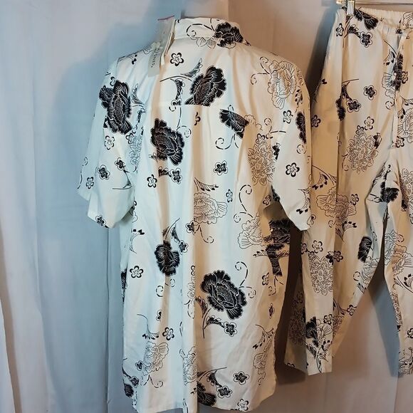 Victoria Jones 2pc. Floral Sequined Capri Set - Picture 5 of 11